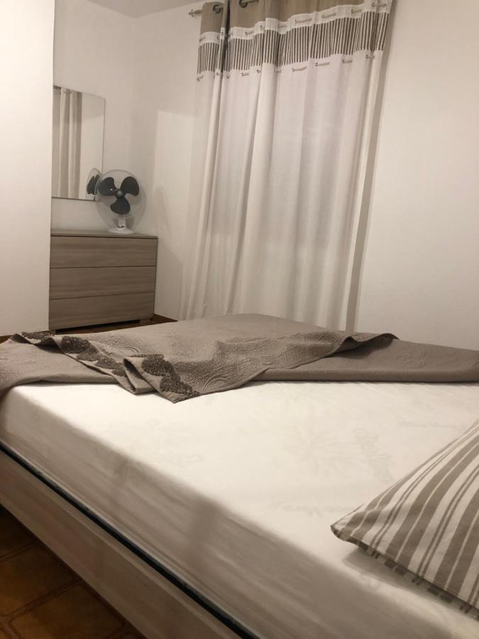 Private Apartment With Garden Канниджионе Экстерьер фото